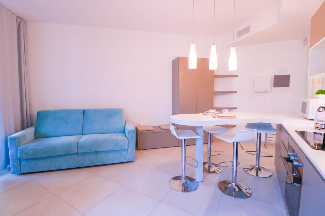 Apartmán H11 Luxury 9A - Porto - Piscina - Jacuzzi Santo Stefano al Mare Exteriér fotografie