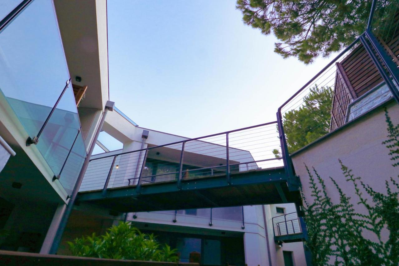 Apartmán H11 Luxury 9A - Porto - Piscina - Jacuzzi Santo Stefano al Mare Exteriér fotografie