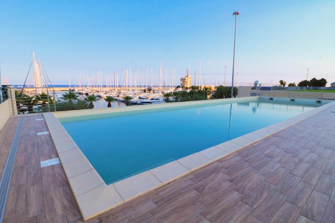 Apartmán H11 Luxury 9A - Porto - Piscina - Jacuzzi Santo Stefano al Mare Exteriér fotografie