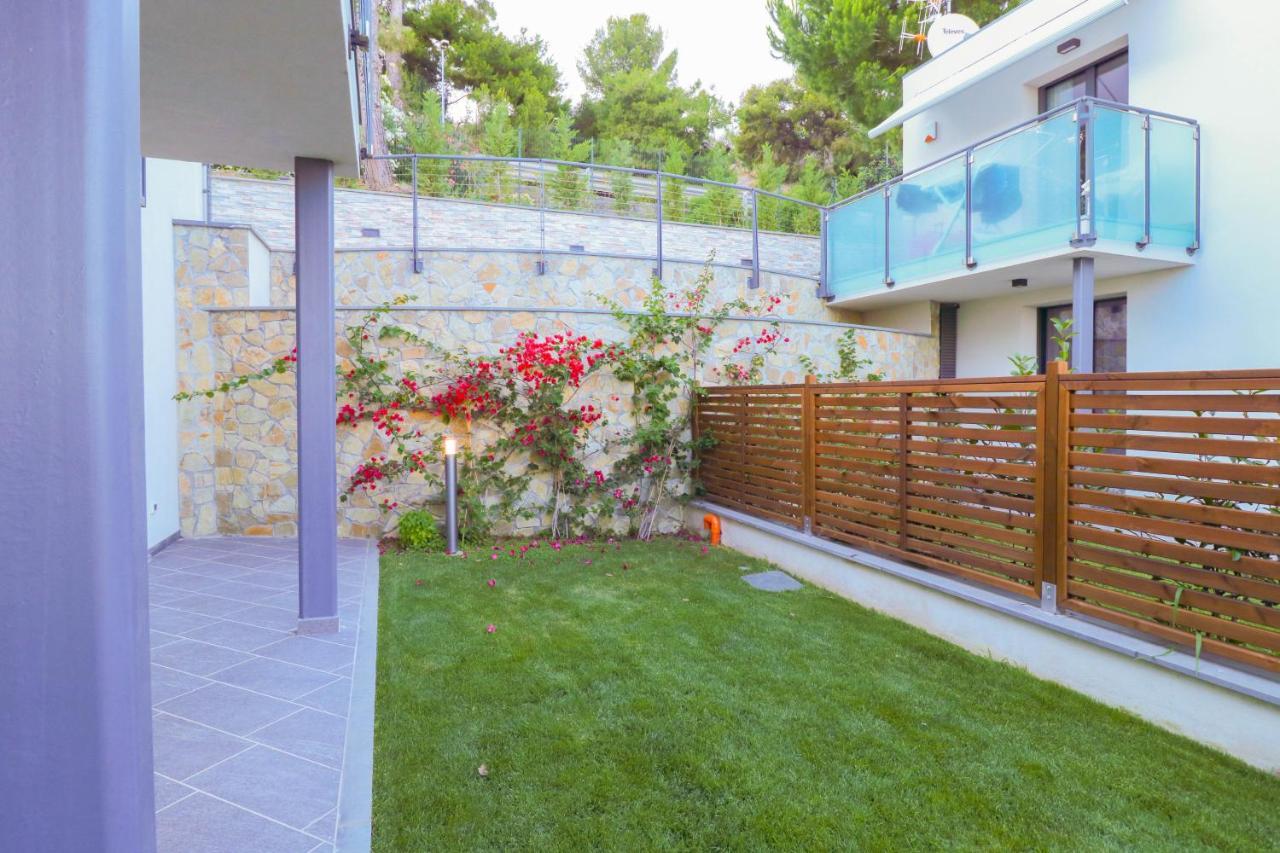 Apartmán H11 Luxury 9A - Porto - Piscina - Jacuzzi Santo Stefano al Mare Exteriér fotografie