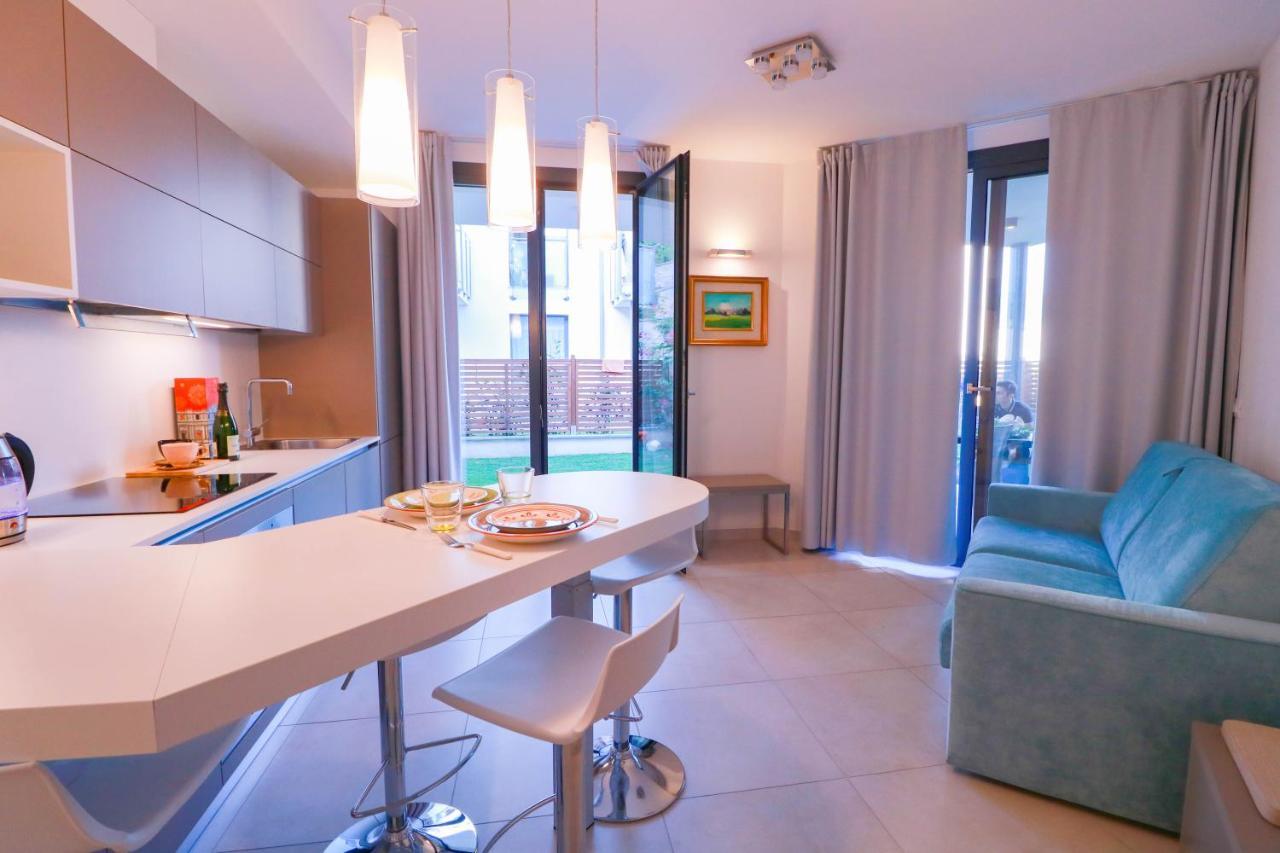 Apartmán H11 Luxury 9A - Porto - Piscina - Jacuzzi Santo Stefano al Mare Exteriér fotografie